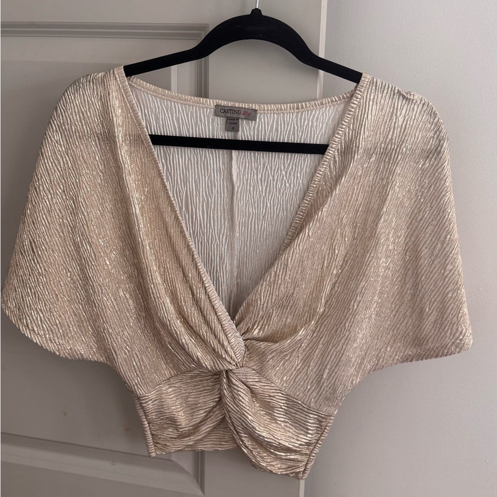 Cream Twist Front Top